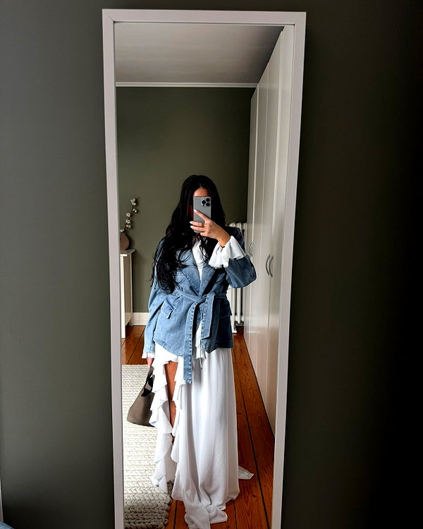 zoeliss instagram image archive image
