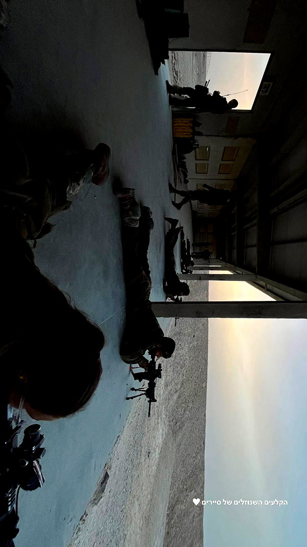 Archived image from @_noakoval_ on Instagram