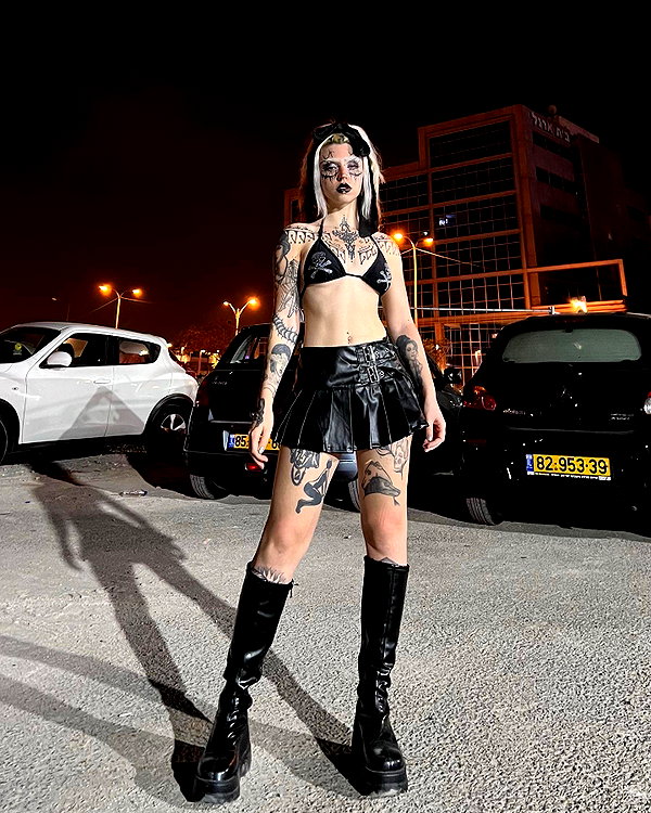 Archived image from @noyrll on Instagram