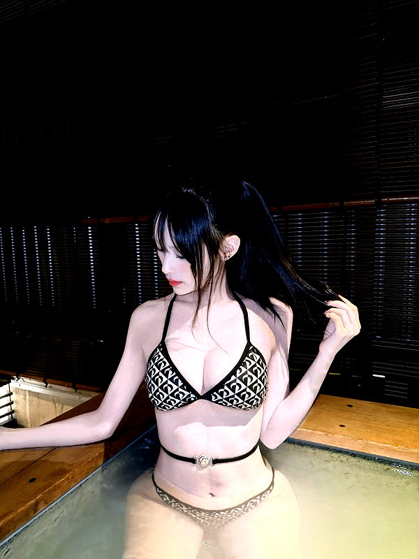 yamikumo_leisa instagram image archive image