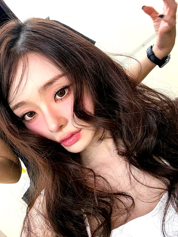 dear.zia instagram image archive image