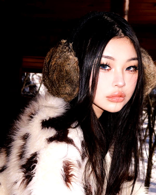 ll.lu1s instagram image archive image