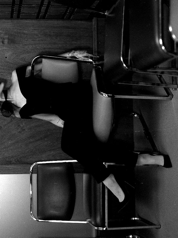 arianagrande instagram image archive image