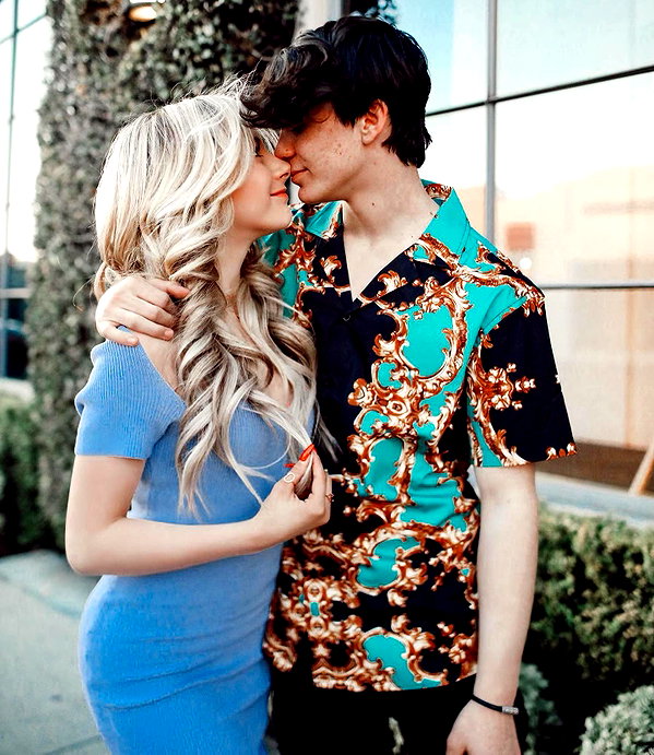 ellianawalmsley instagram image archive image