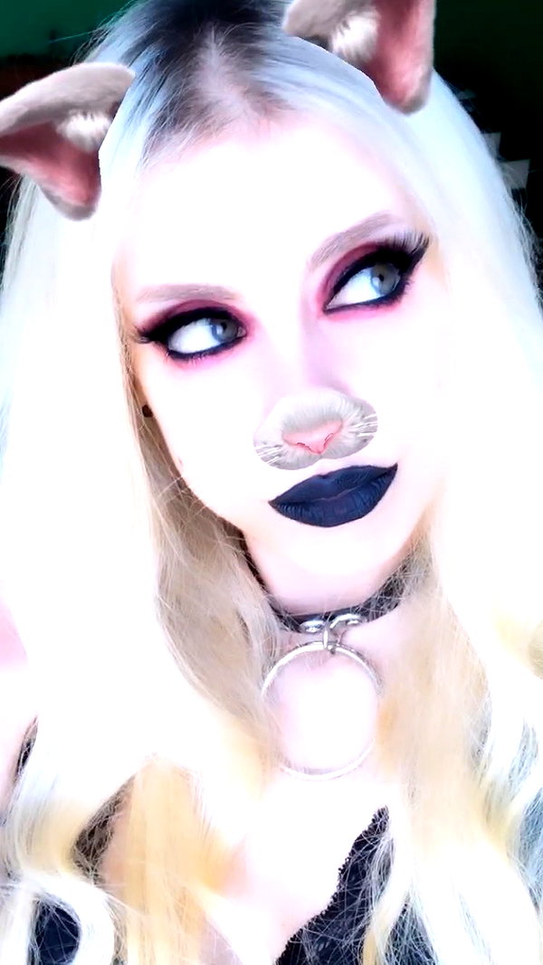 roxiechelon2 archive image