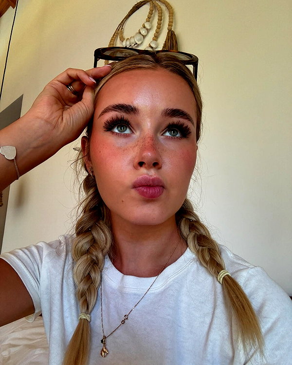 lilih instagram image archive image