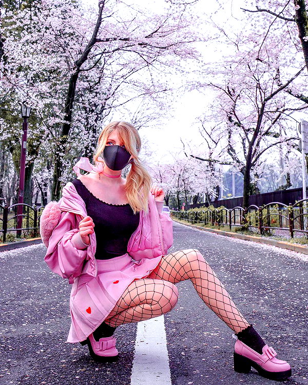 peachmilky_ instagram image archive image