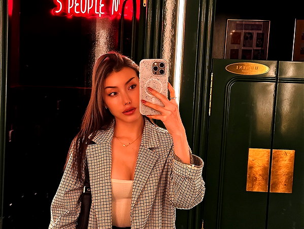 ruth_chavarri instagram image archive image