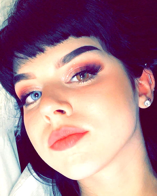 yeahimcaroline instagram image archive image