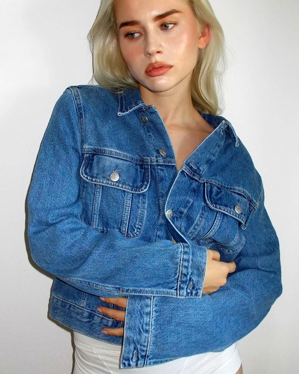 girlcalledluca instagram image archive image