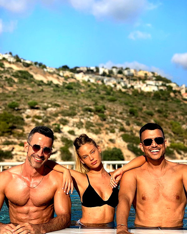 barzomer instagram image archive image