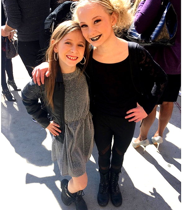 ellianawalmsley instagram image archive image