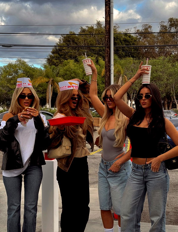 zoeliss instagram image archive image