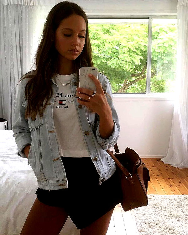 olivia.mathers instagram image archive image