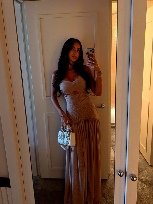 zoeliss instagram image archive image