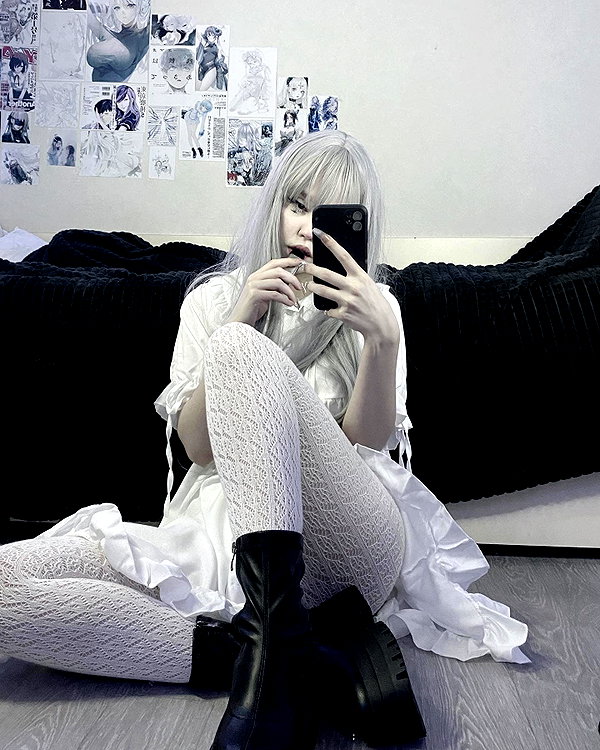 glowmoonshorty instagram image archive image