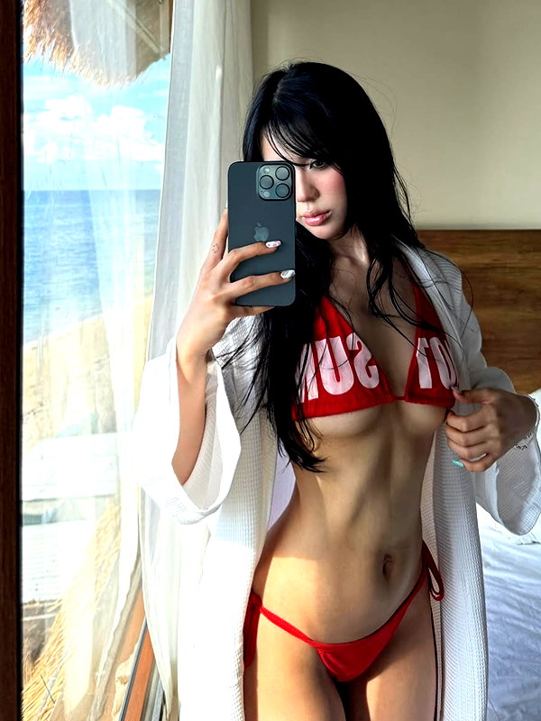 lyhythuedoxinh instagram image archive image