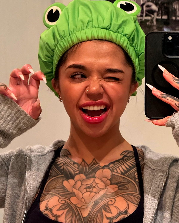 sabrvna instagram image archive image