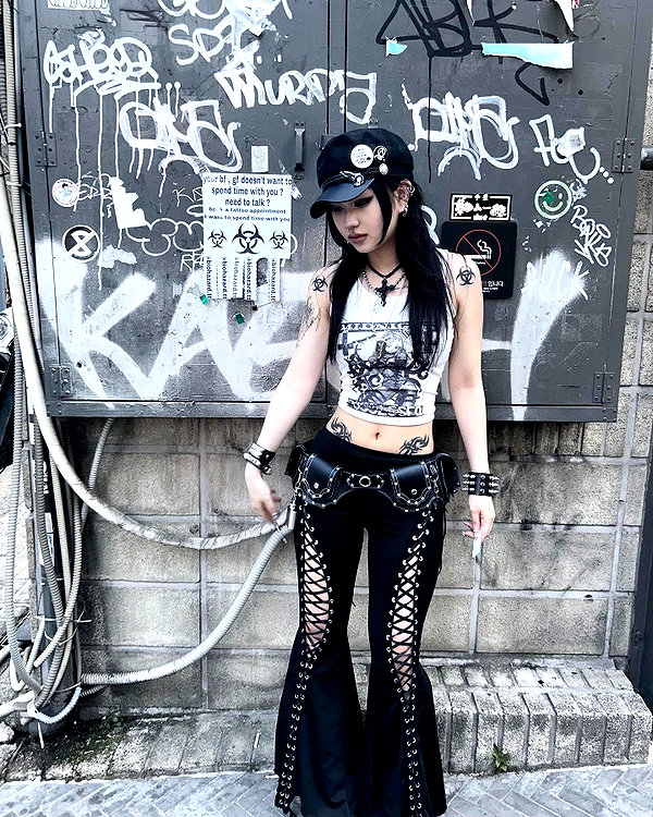 biohazard.g1rl instagram image archive image