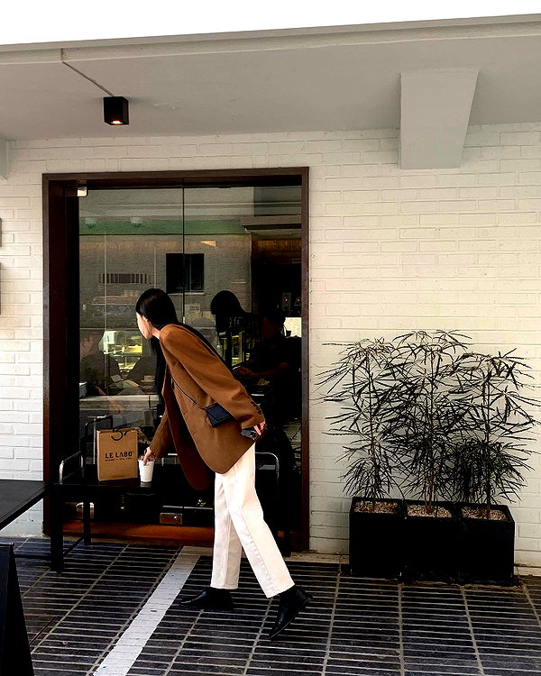 daxbin instagram image archive image
