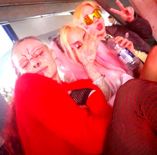 puppyknucklesxx instagram image archive image