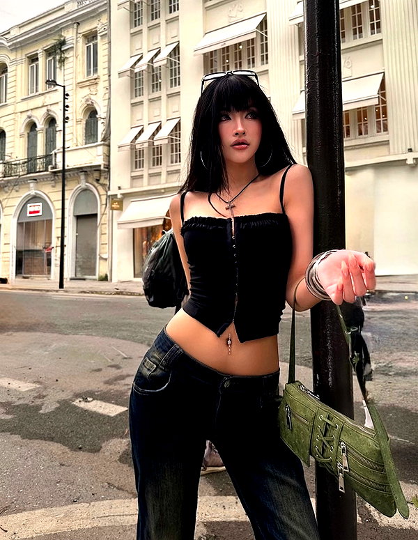 lyhythuedoxinh instagram image archive image