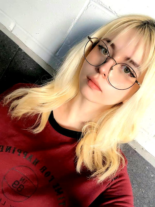 luly1980s instagram image archive image