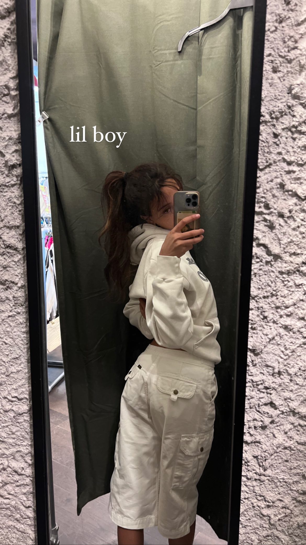 leonanaomii instagram image archive image