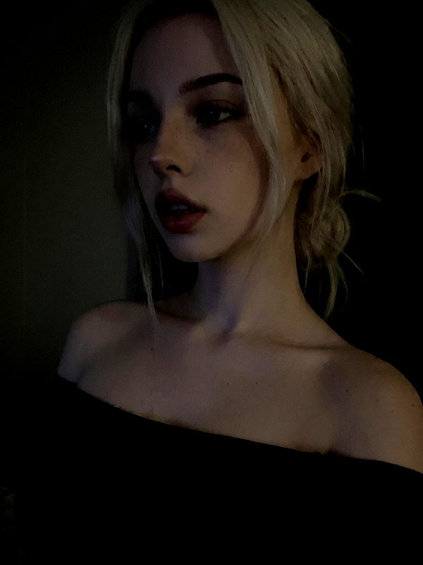icy.vixen1_ instagram image archive image