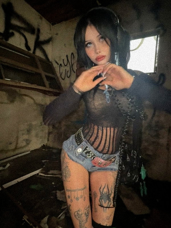 zommmbri instagram image archive image