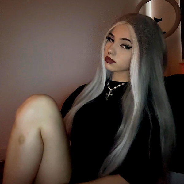 _roniira instagram image archive image