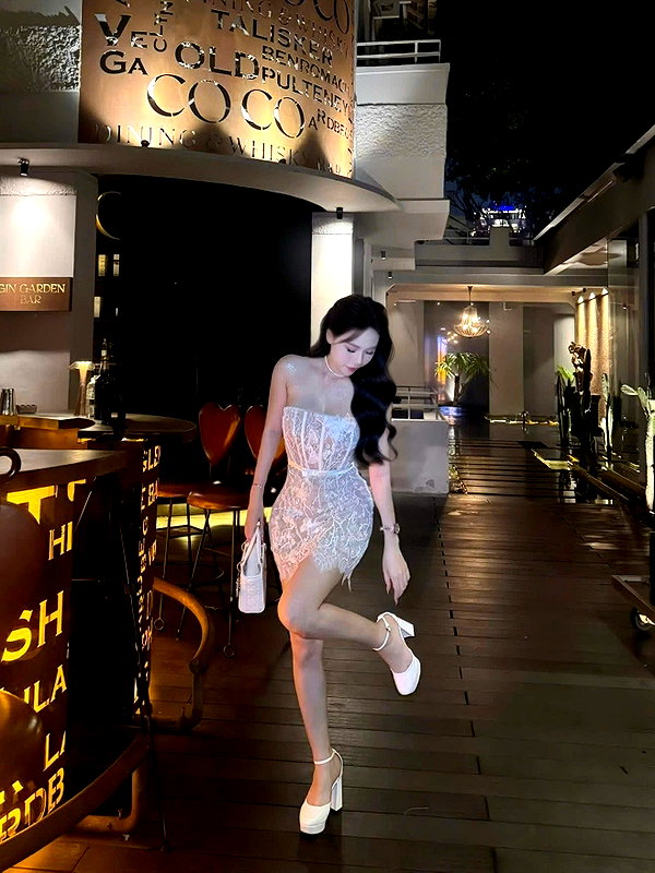 lyhythuedoxinh instagram image archive image
