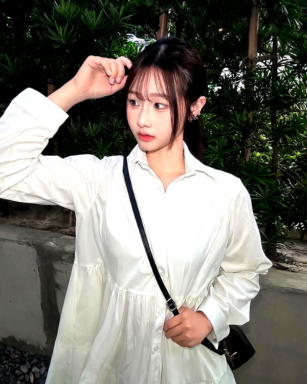 lai_931201 instagram image archive image
