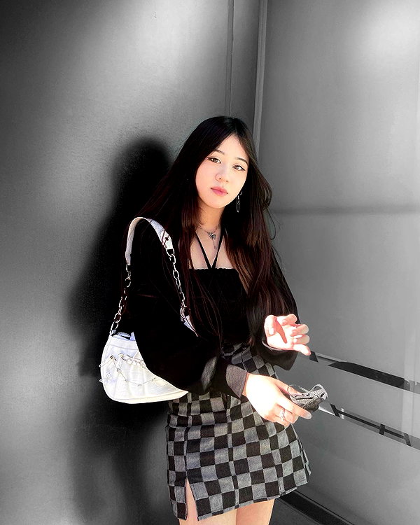 is2tian instagram image archive image