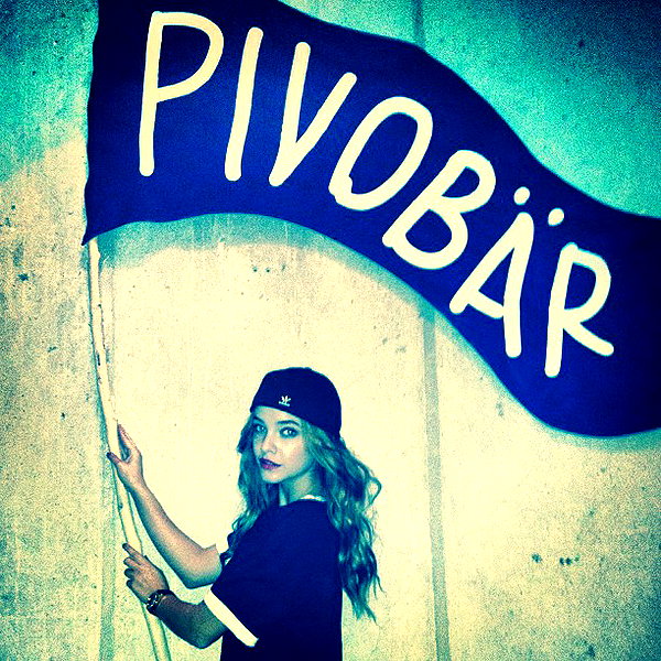 realbarbarapalvin instagram image archive image