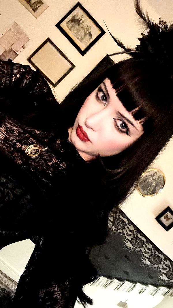 Archived image from @luseryadark on Instagram