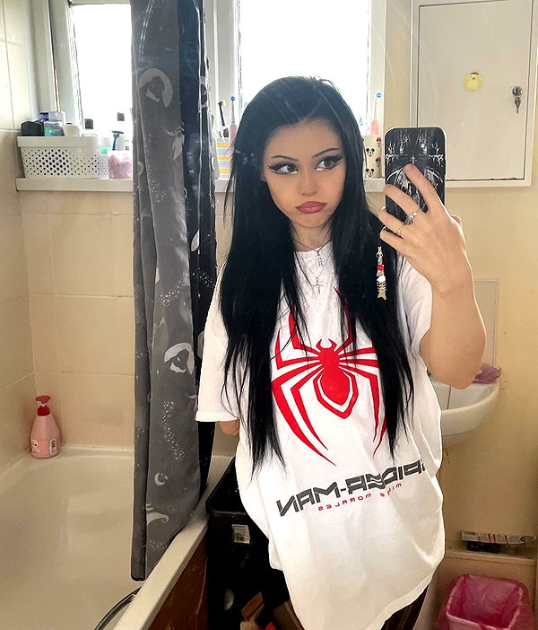 xoreniiiiii instagram image archive image
