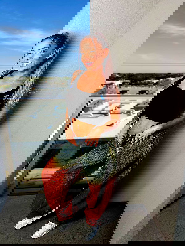 itshayleydavies itshayleydavies archive image