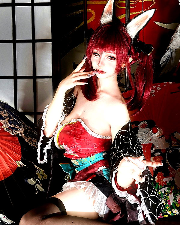 xier_cos instagram image archive image
