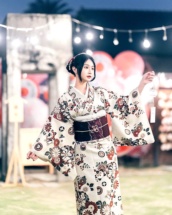 lai_931201 instagram image archive image