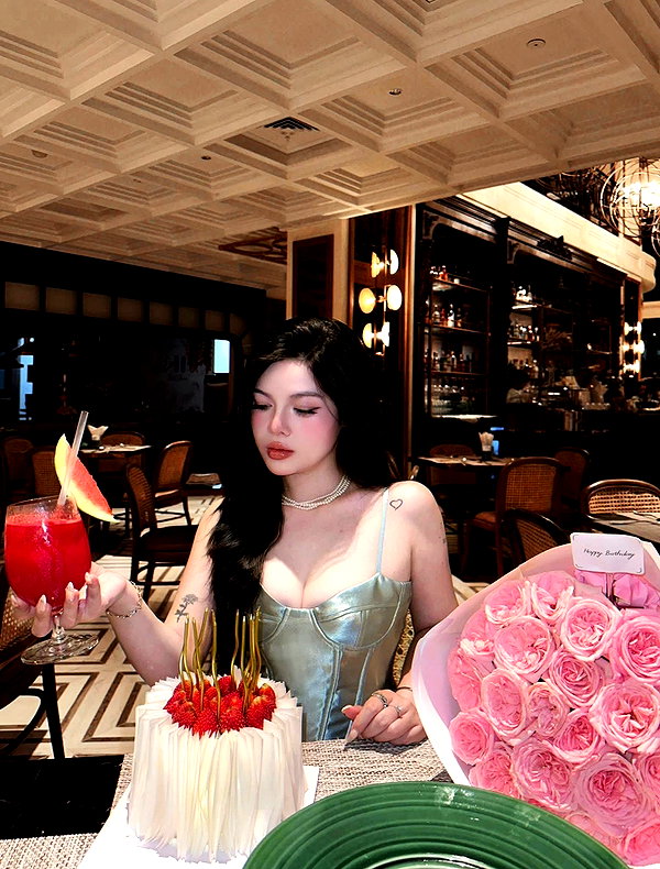 lyhythuedoxinh instagram image archive image