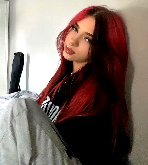 _roniira instagram image archive image