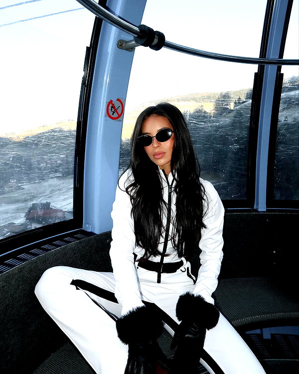 zoeliss instagram image archive image