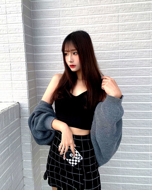 lai_931201 instagram image archive image