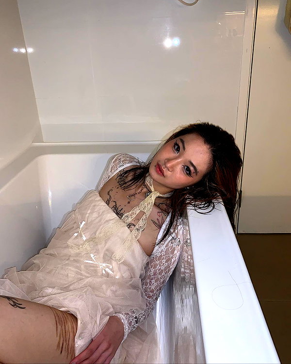 angelwithashotgunxx instagram image archive image