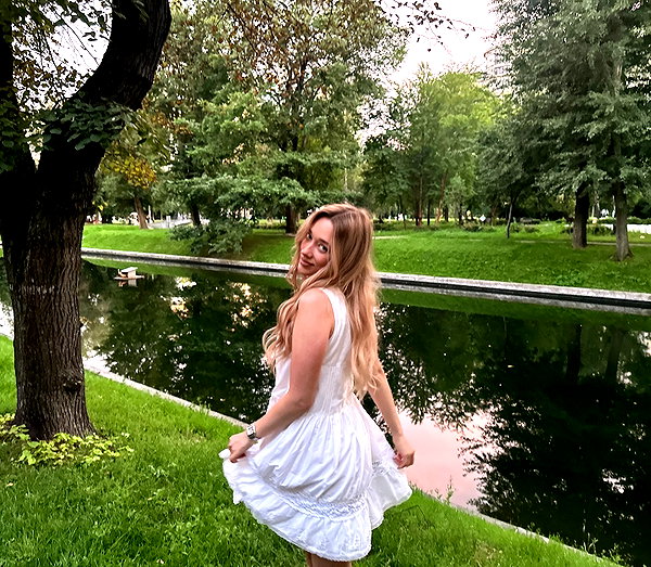 avestanova instagram image archive image