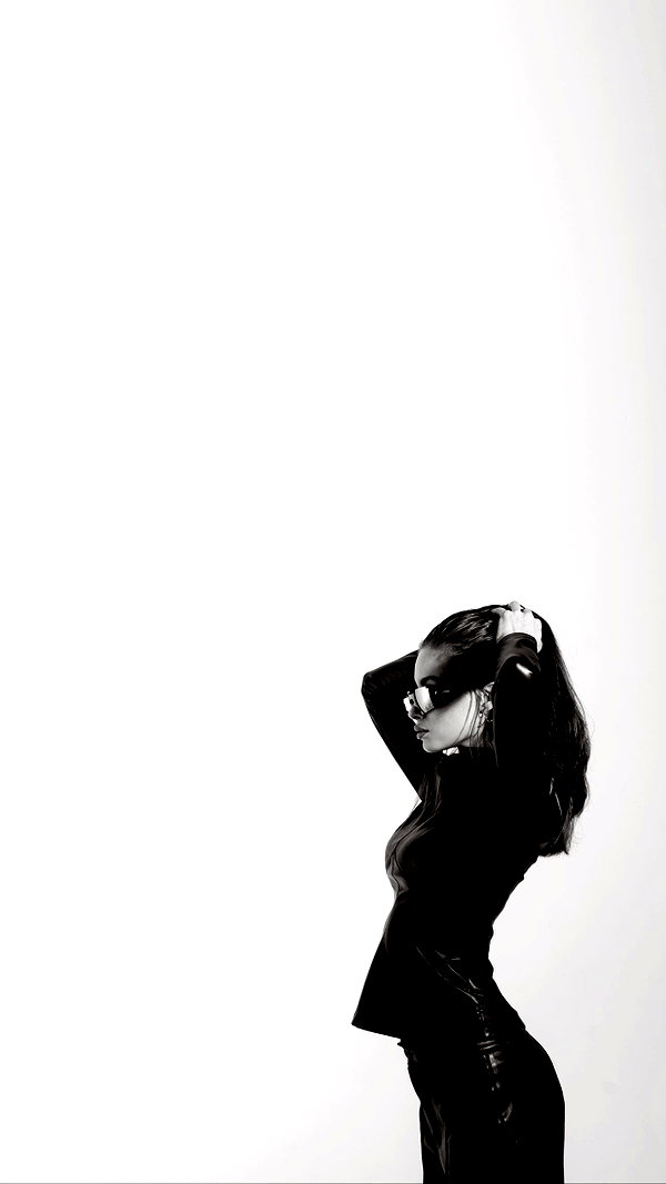 kkwwwv instagram image archive image