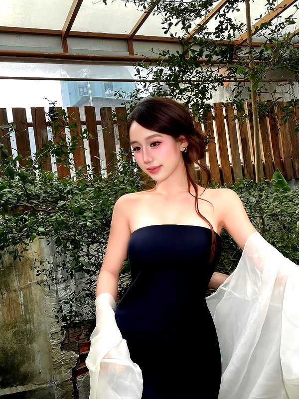 lyhythuedoxinh instagram image archive image