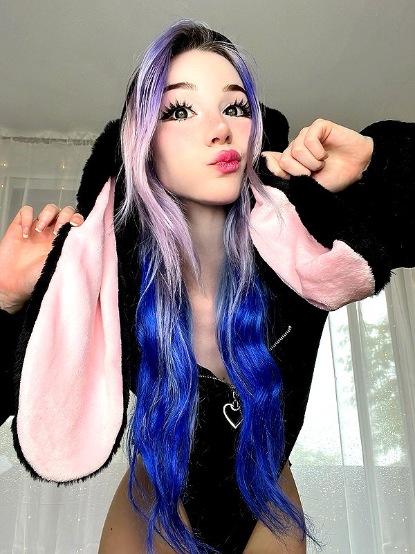 danielle.mercedie instagram image archive image