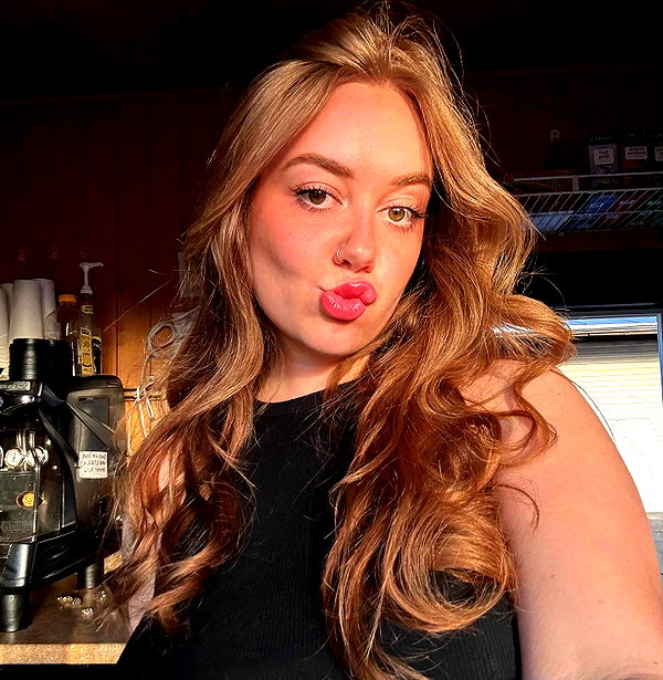 baddiesessence instagram image archive image